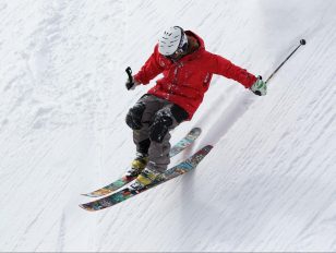 Selecting the Best Ski Pants for Comfort, Performance, and Versatility