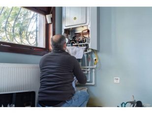 When Should You Call a Water Damage Restoration Company?