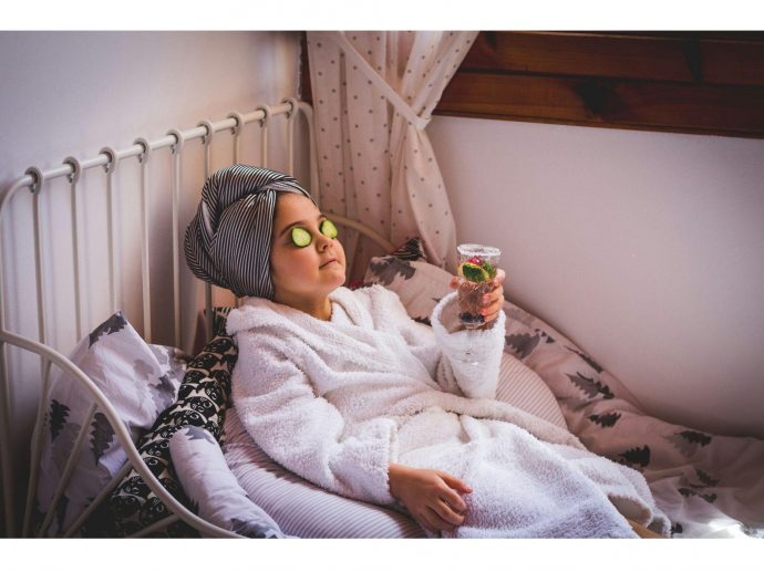 5 Tips to Have an At-Home Spa Day (& Why It's Worth It)