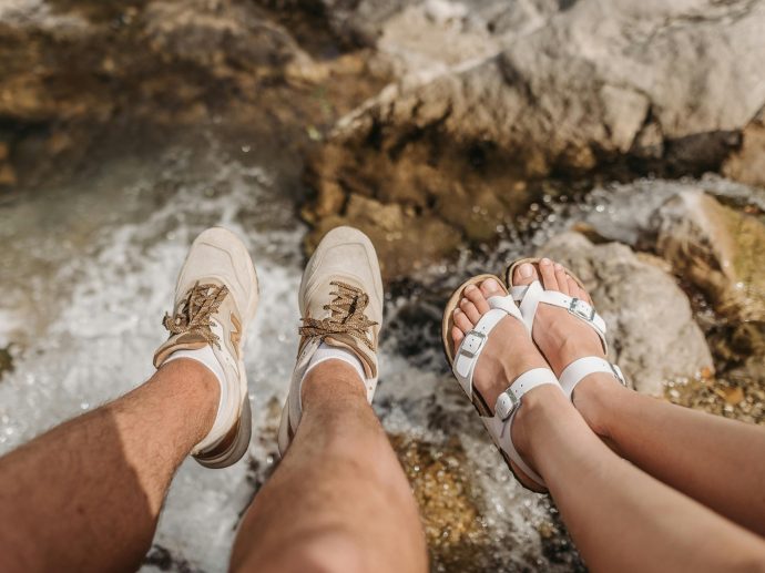 Choosing Minimalist Summer Shoes by Foot Type