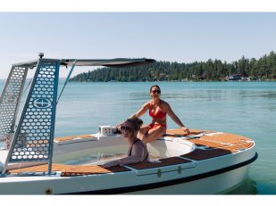 Spacruzzi Hot Tub Boats Set to Revolutionize Watercraft Rentals and Unlock New Revenue Streams