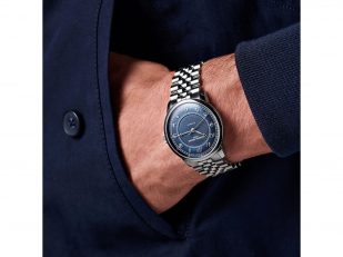 Classics Premiere New Blue & Salmon Dials In Steel