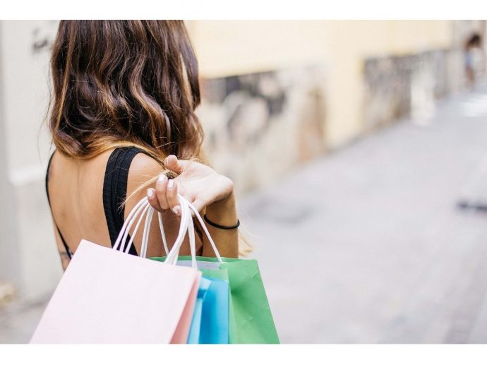 How to Increase Sales in Retail Clothing Stores