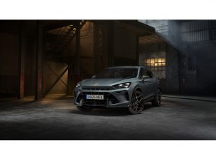 The new CUPRA Formentor VZ5 marks the return of the iconic 5-cylinder