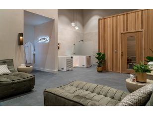 Luxury Athletic Club 10XTO Elevates Recovery with Peak Performance Contrast Zone