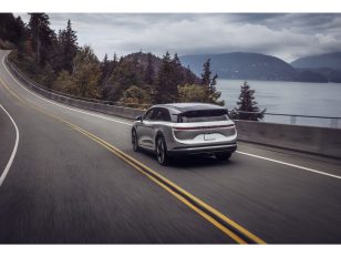 Lucid Gravity Grand Touring Customer Deliveries Begin in Canada