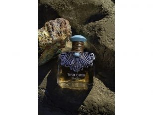 Jessica Simpson Celebrates 20yrs of Eponymous Lifestyle Collection with New Fragrance, Mystic Canyon