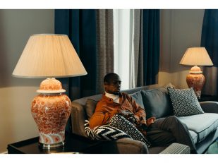 7 Ways to Refresh Your Living Room