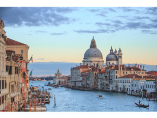 Venice Made Easy: 4 Crucial Things Needed For The Perfect Trip