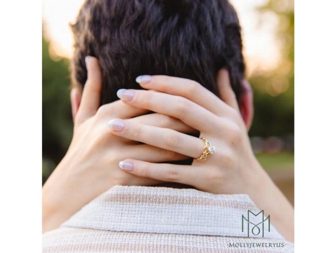 2025 Hottest Moissanite Engagement Ring Styles: What Couples Are Choosing