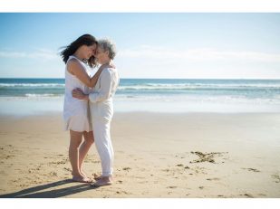 How To Support Your Aging Parent Through A Difficult Time