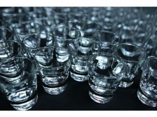 The Perfect Gift: Why Premium Spirits Make Thoughtful Presents