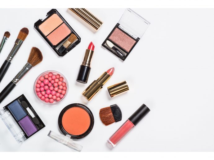 Why Are White-Label Cosmetics So Popular for Brands?