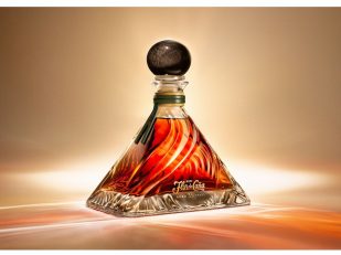 Flor de Ca&ntilde;a Celebrates Its 135 Anniversary with Oldest Release to Date