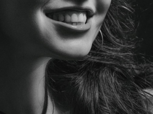 The Art of a Luxury Smile: How High-End Dental Implant Surgery Enhances Confidence